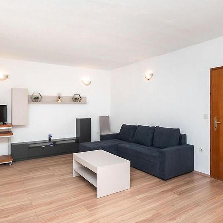 Apartment Ljuba プリモシュテン エクステリア 写真