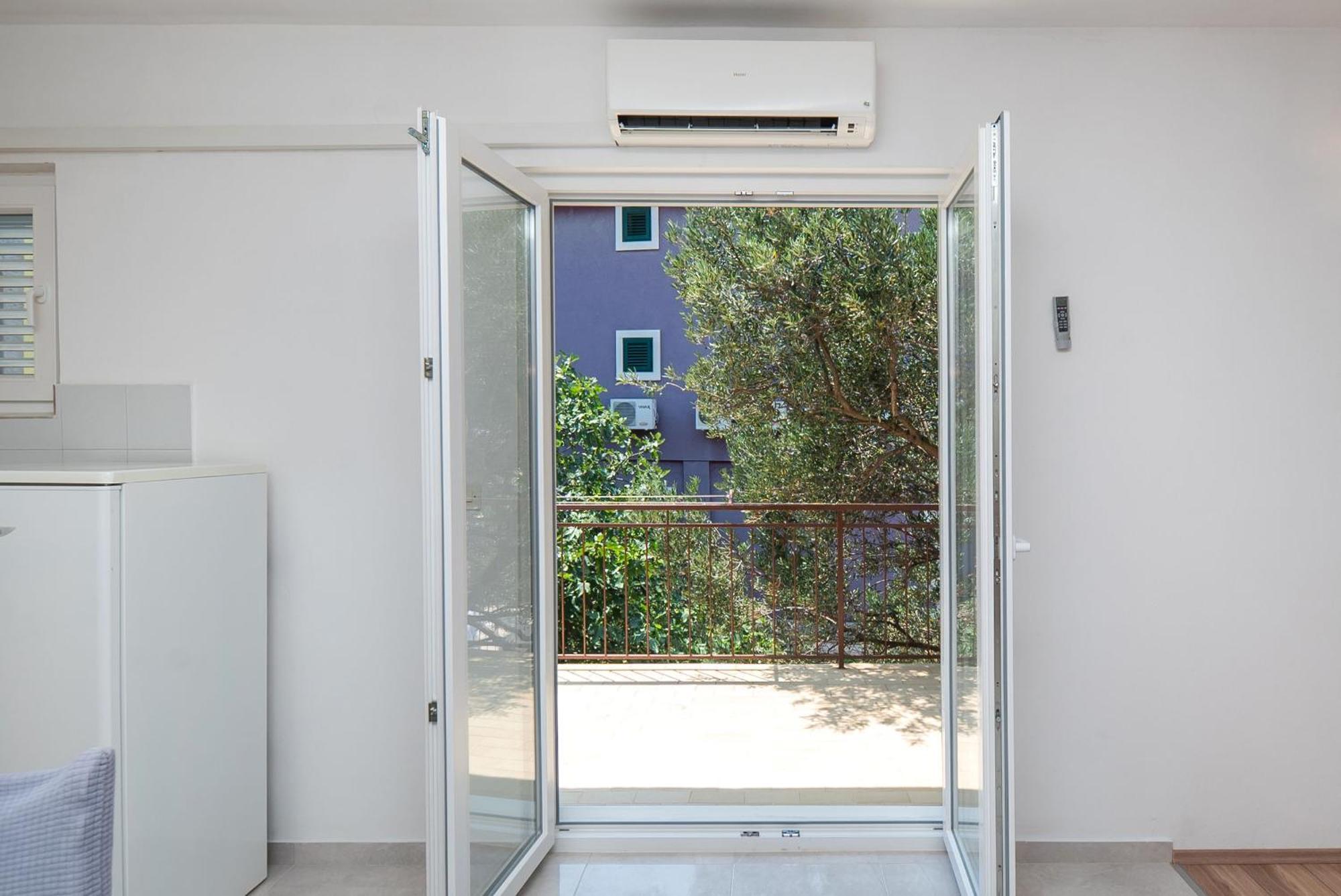 Apartment Ljuba プリモシュテン エクステリア 写真