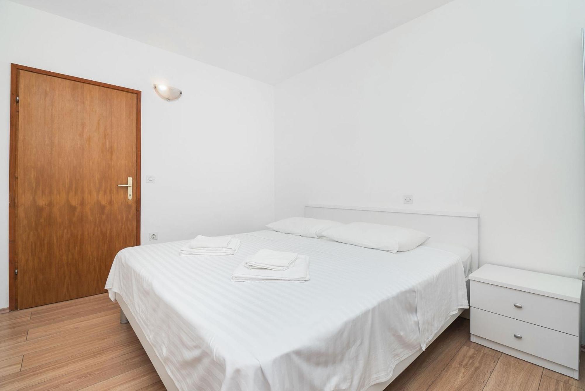 Apartment Ljuba プリモシュテン エクステリア 写真